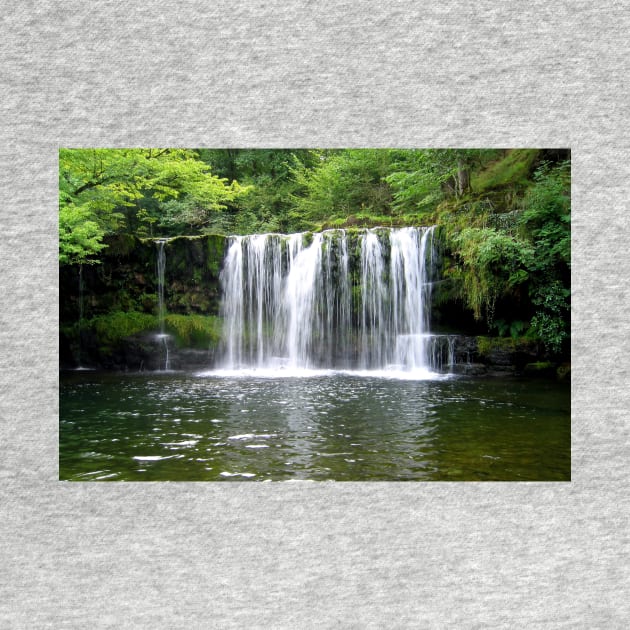 Sgwd Ddwli Uchaf Waterfall by avrilharris